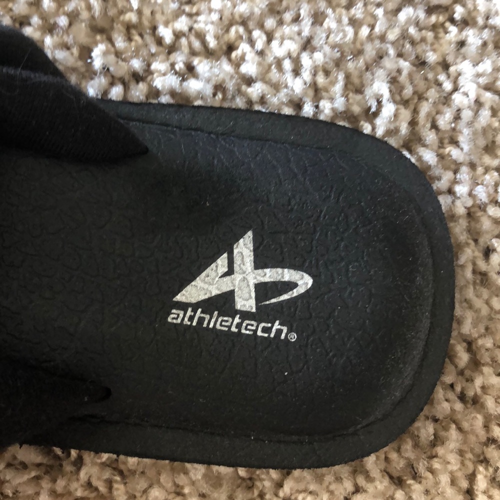 Sandals - Picture 2 of 3
